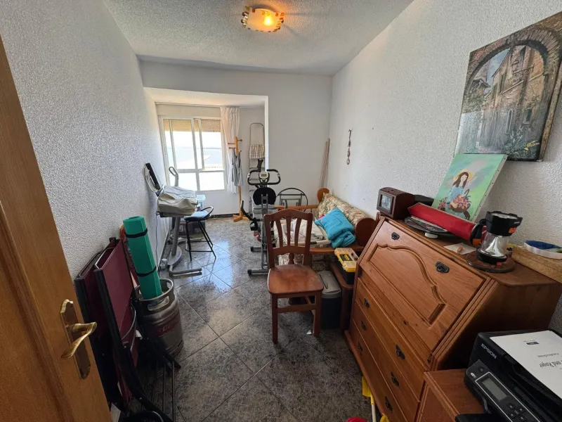 Fantástico apartamento de 3 dormitorios en primera línea de playa en Torrevieja