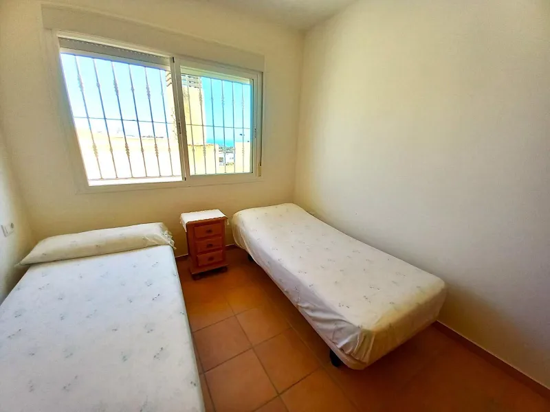 Encantadora Casa Adosada con Impresionantes Vistas al Mar en Balcón de Finestrat