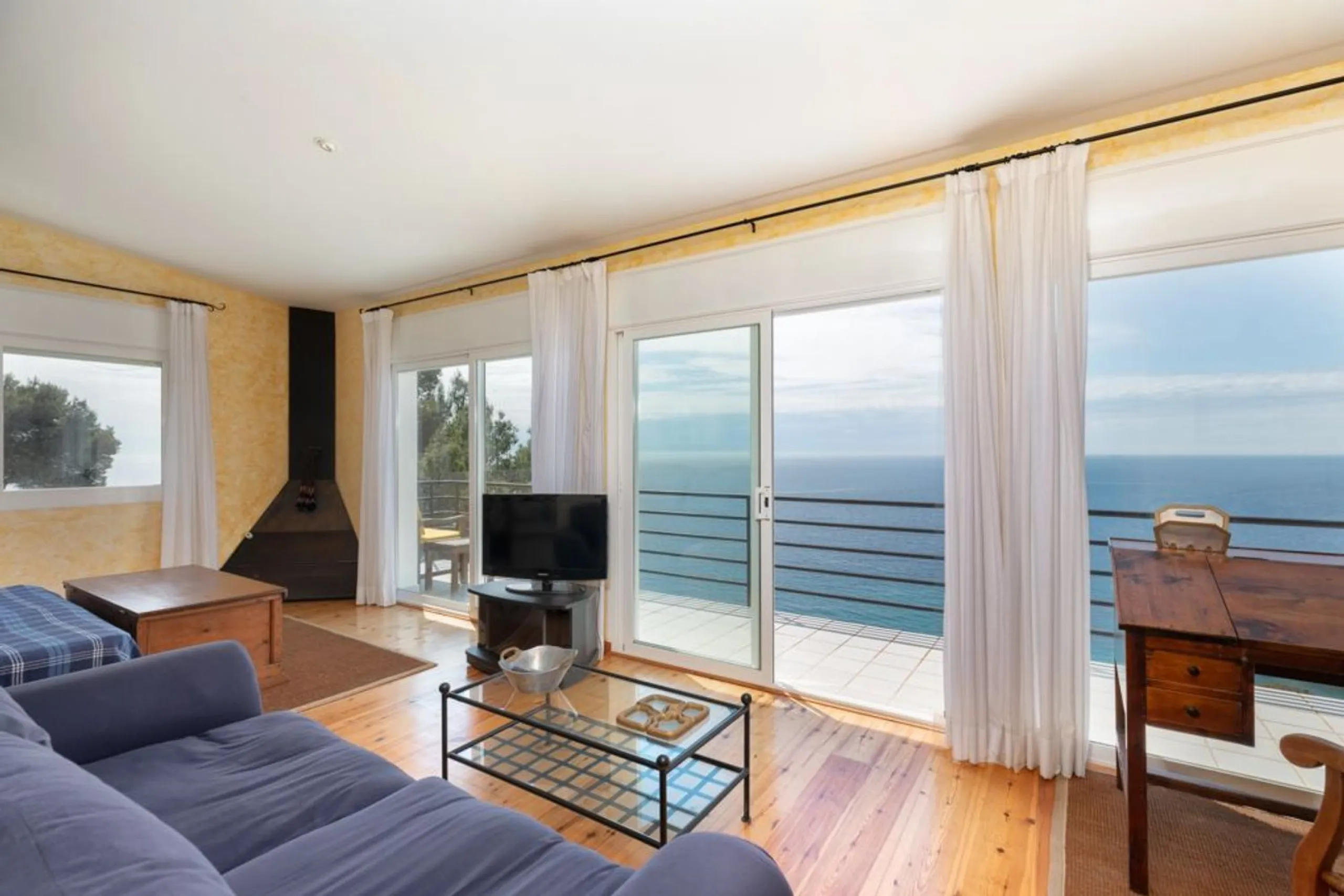 Charming sea-view villa in Cala Sant Francesc, Blanes