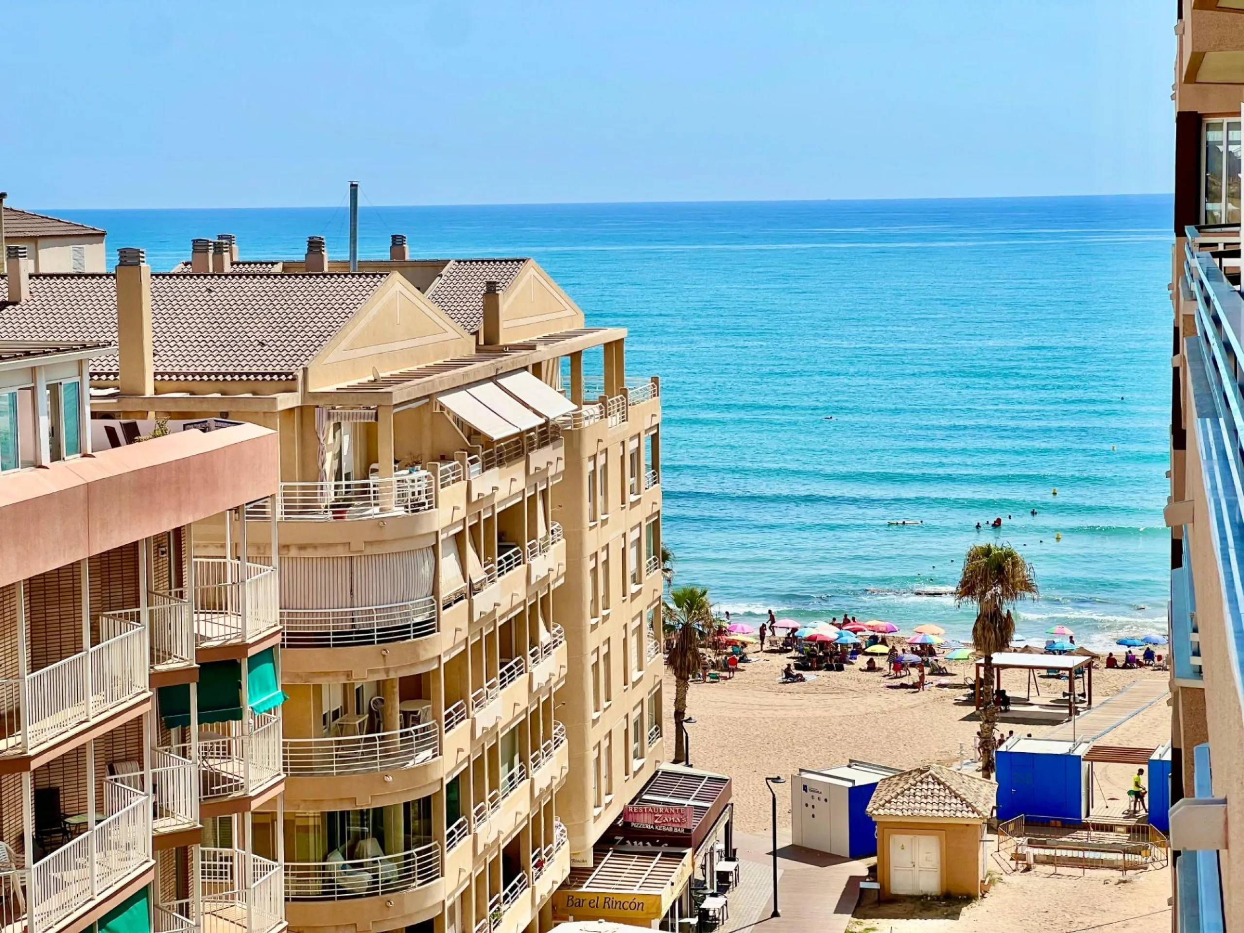 ESPACIOSO APARTAMENTO DE 3 HABITACIONES + PARKING + TRASTERO EN PLANTA 7 CON VISTAS AL MAR