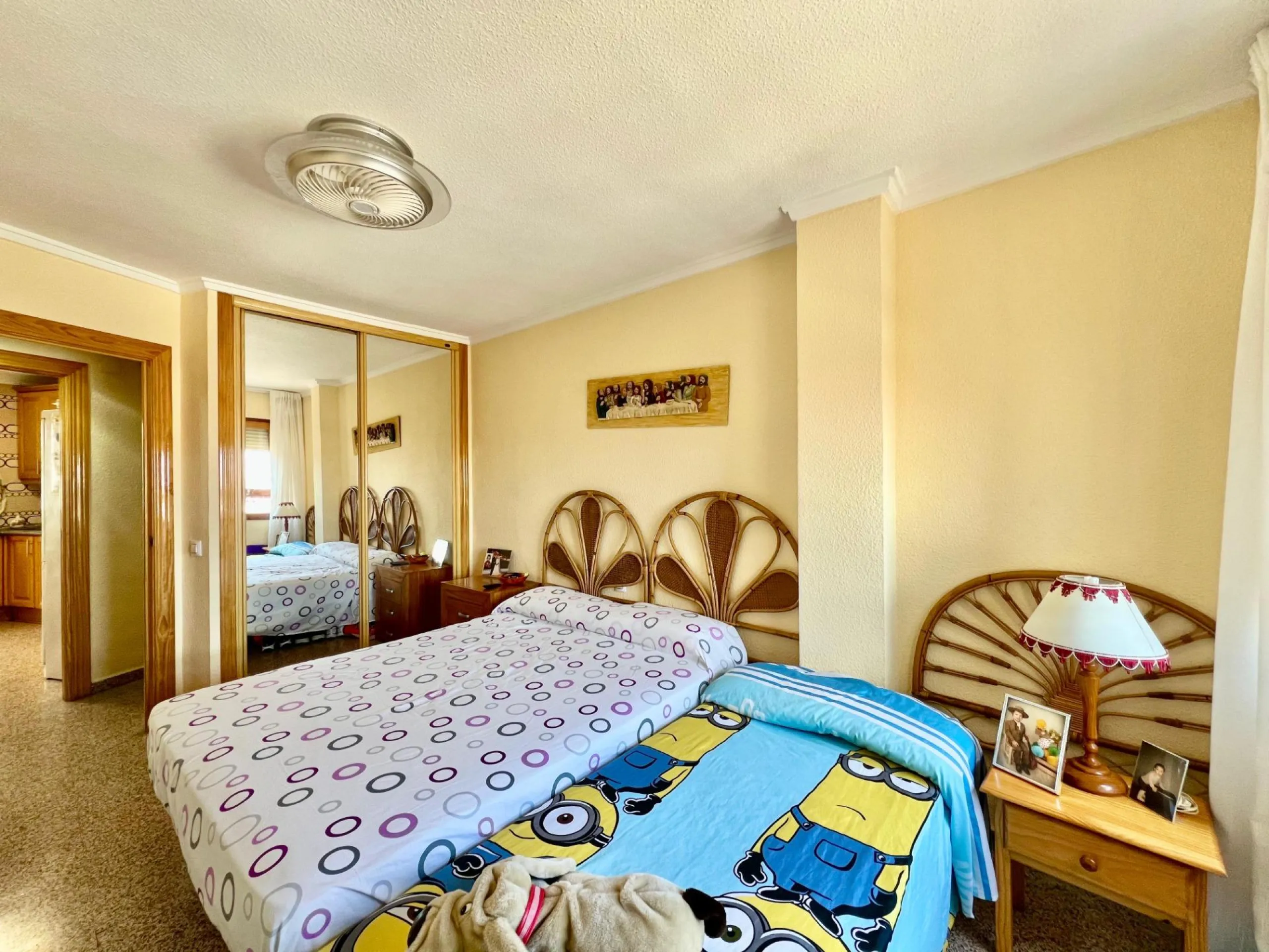 ESPACIOSO APARTAMENTO DE 3 HABITACIONES + PARKING + TRASTERO EN PLANTA 7 CON VISTAS AL MAR