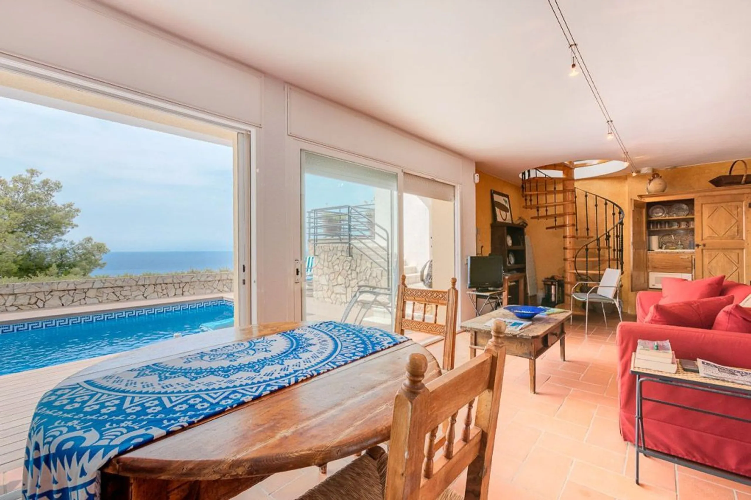 Charming sea-view villa in Cala Sant Francesc, Blanes