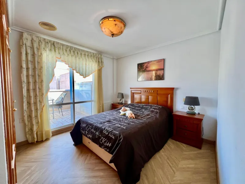 ATICO A 100m DE LA PLAYA DE LA MATA CON IMPRESIONANTE TERRAZA CON VISTAS AL MAR
