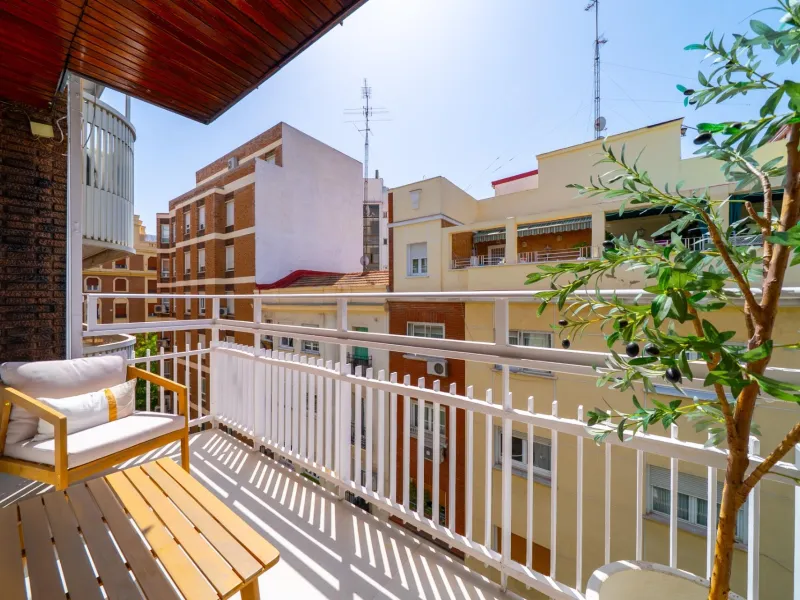 VIVIENDA DE LUJO EN GOYA CON PLAZA DE GARAJE