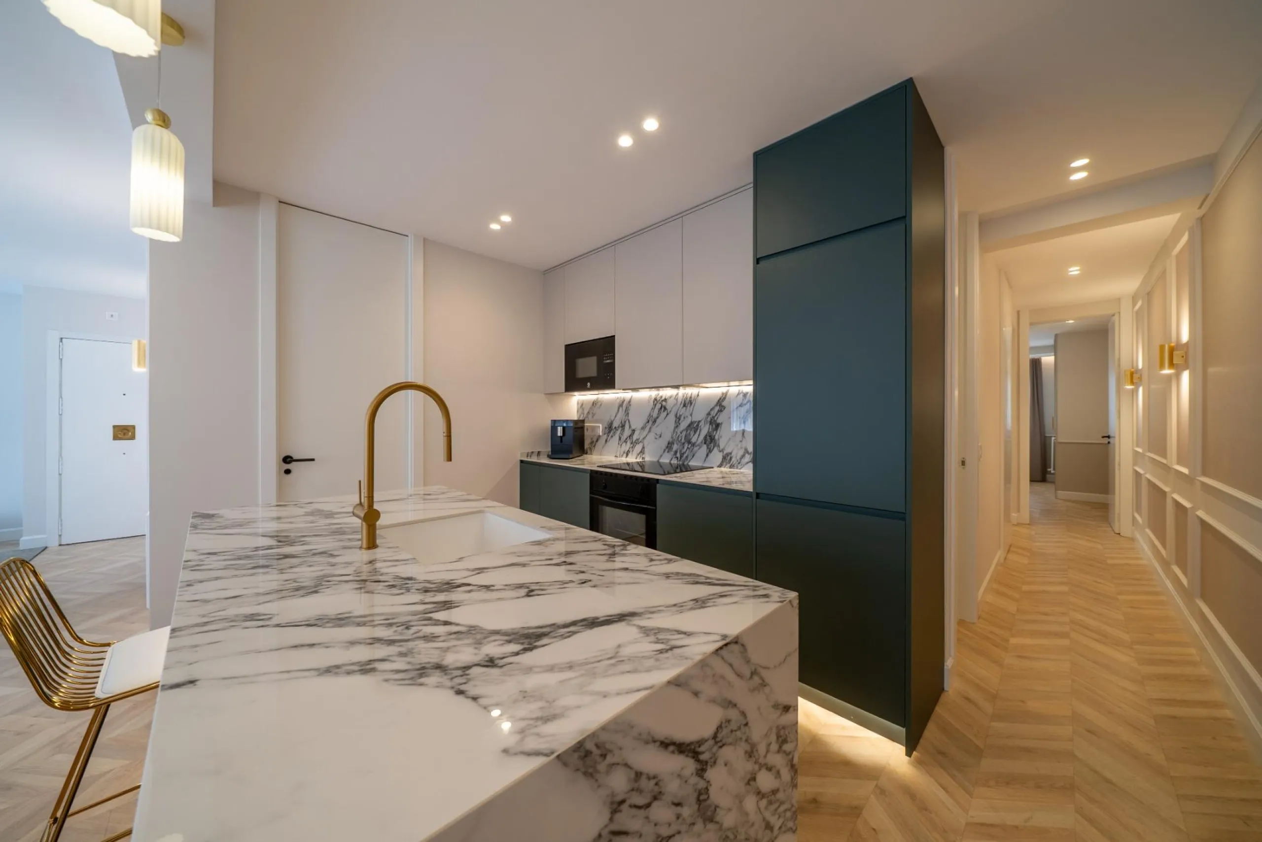 VIVIENDA DE LUJO EN GOYA CON PLAZA DE GARAJE