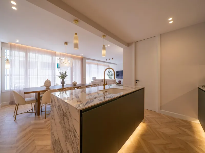 VIVIENDA DE LUJO EN GOYA CON PLAZA DE GARAJE