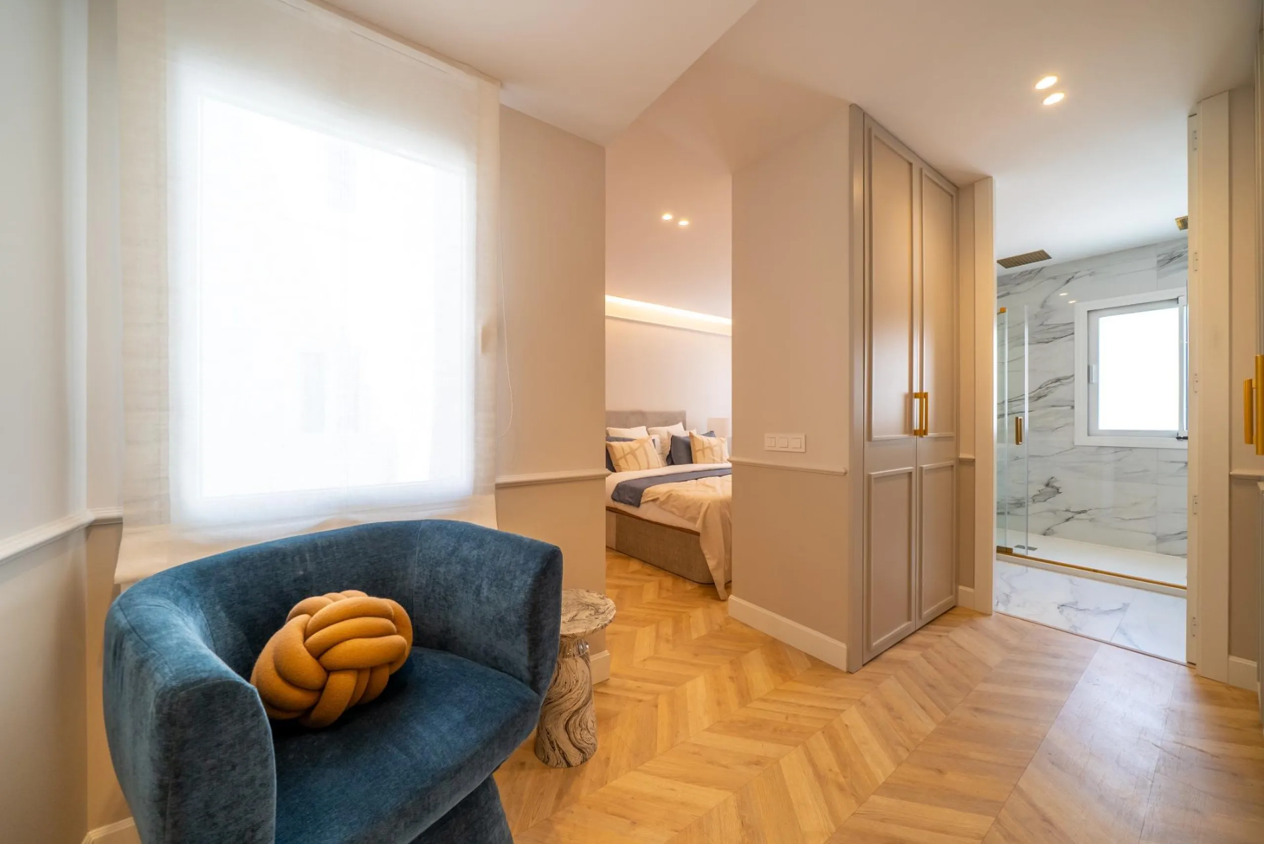 VIVIENDA DE LUJO EN GOYA CON PLAZA DE GARAJE