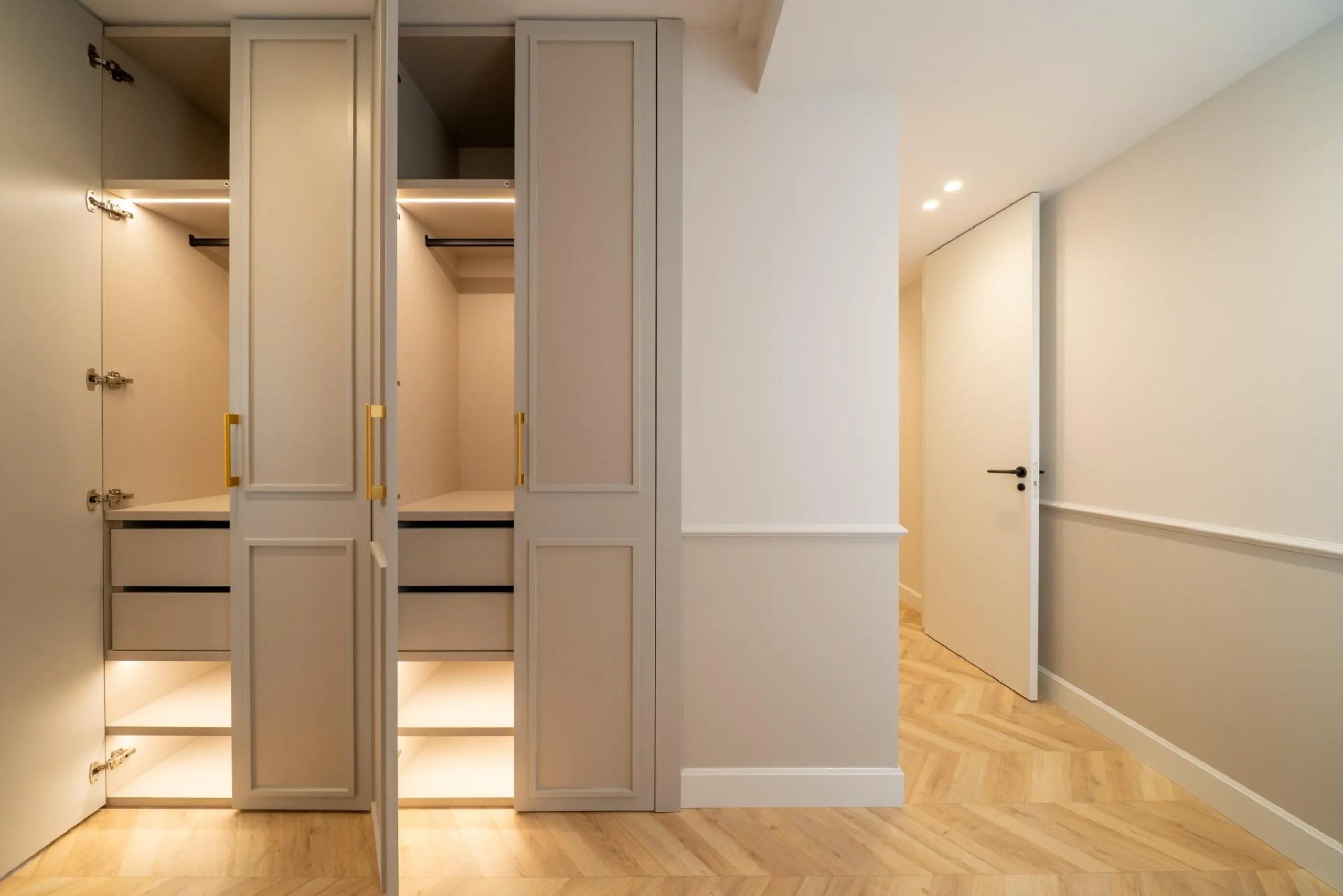VIVIENDA DE LUJO EN GOYA CON PLAZA DE GARAJE