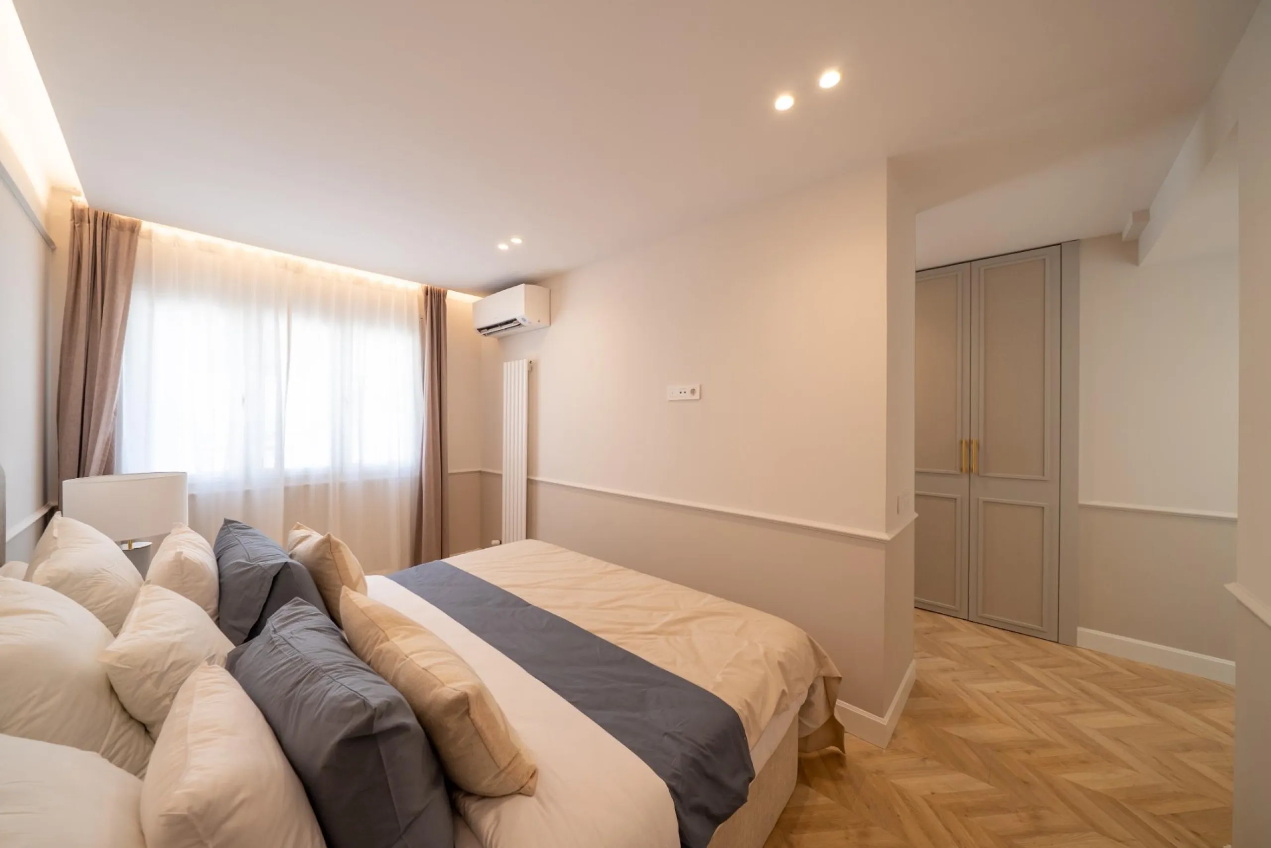 VIVIENDA DE LUJO EN GOYA CON PLAZA DE GARAJE