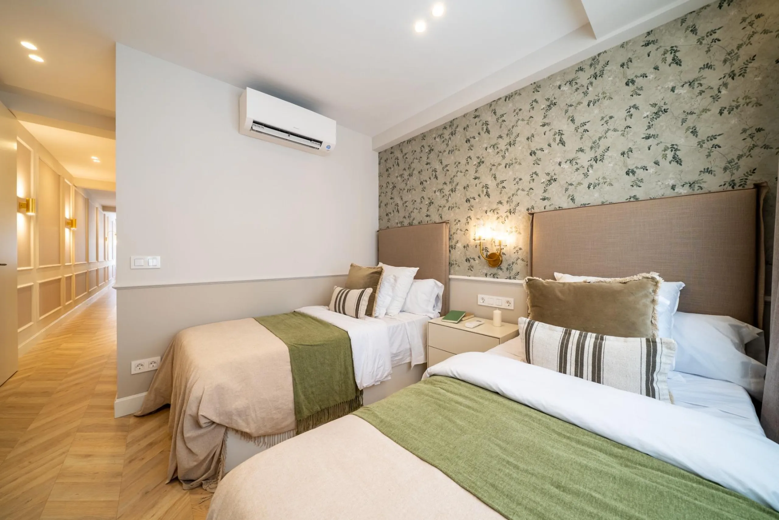 VIVIENDA DE LUJO EN GOYA CON PLAZA DE GARAJE