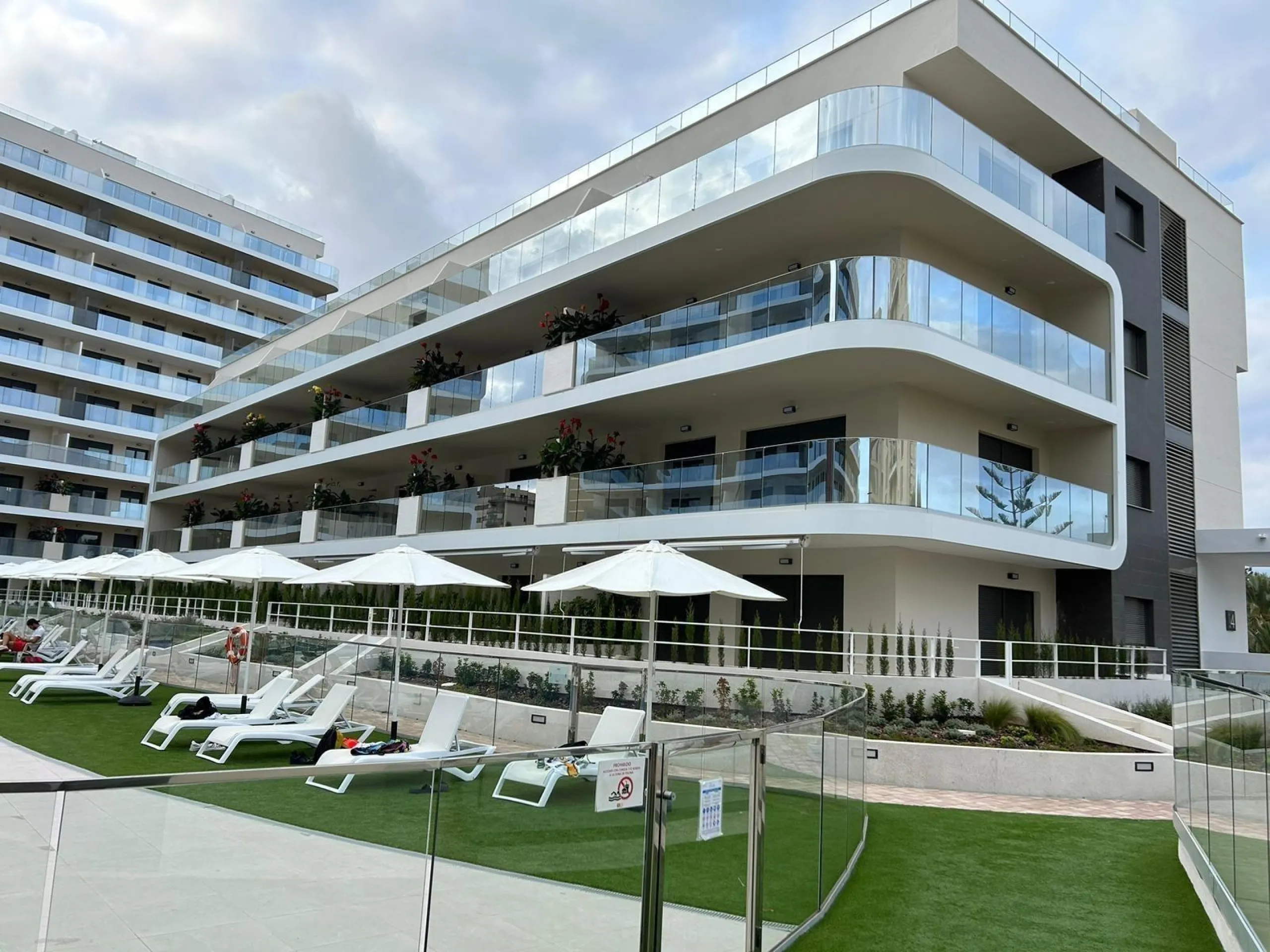 Espectacular piso casi a estrenar en PAU V, The Style by TM a 300 m de la playa