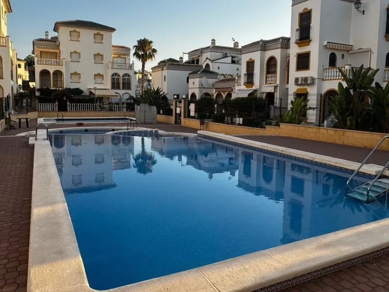 EN PLAYA DE LA MATA DUPLEX 3 HABS EN MOLINO BLANCO, PISCINA COMUNITARIA 219.000€