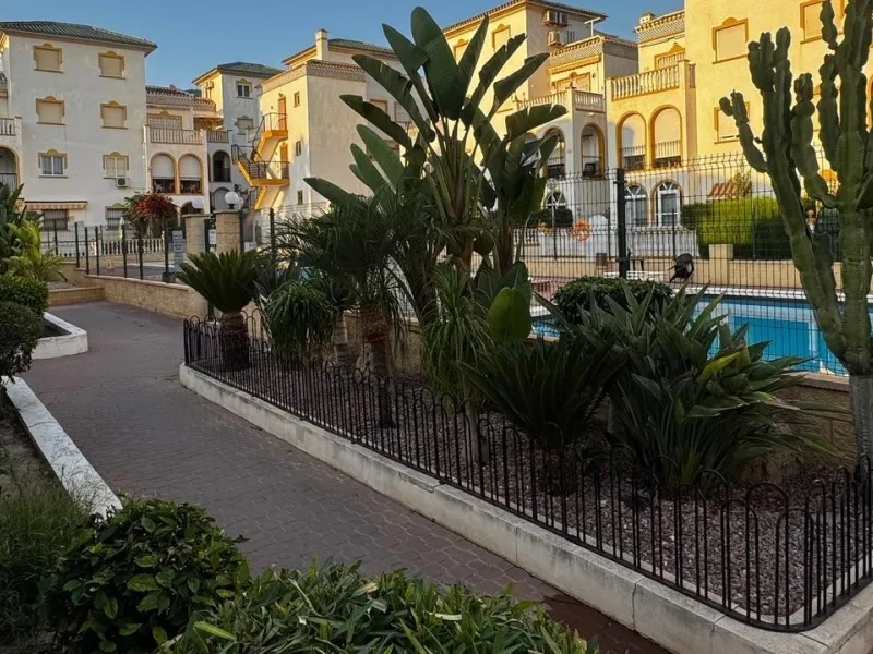EN PLAYA DE LA MATA DUPLEX 3 HABS EN MOLINO BLANCO, PISCINA COMUNITARIA 219.000€