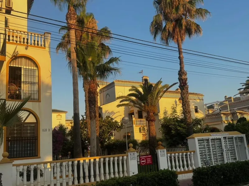 EN PLAYA DE LA MATA DUPLEX 3 HABS EN MOLINO BLANCO, PISCINA COMUNITARIA 219.000€