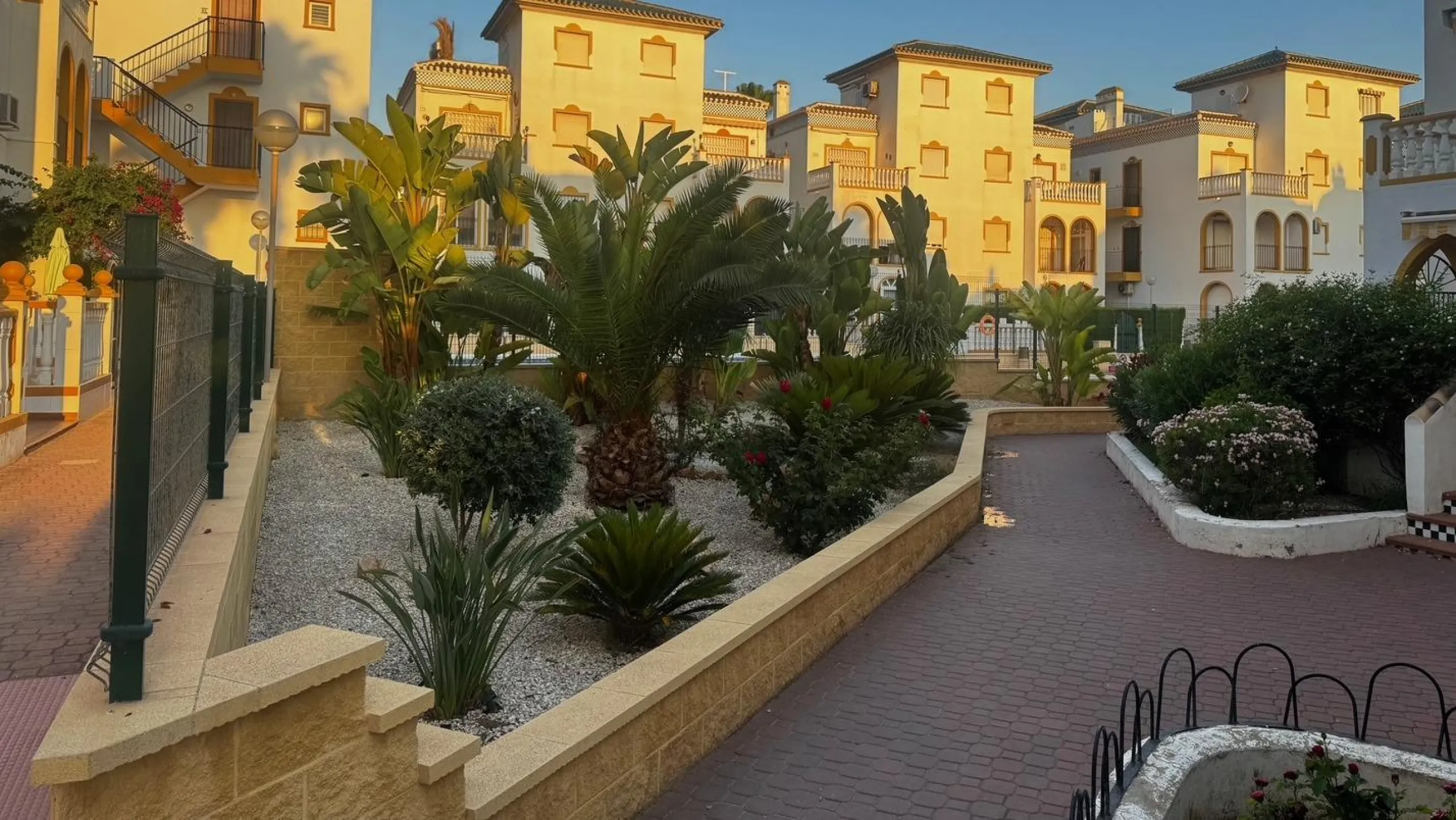 EN PLAYA DE LA MATA DUPLEX 3 HABS EN MOLINO BLANCO, PISCINA COMUNITARIA 219.000€