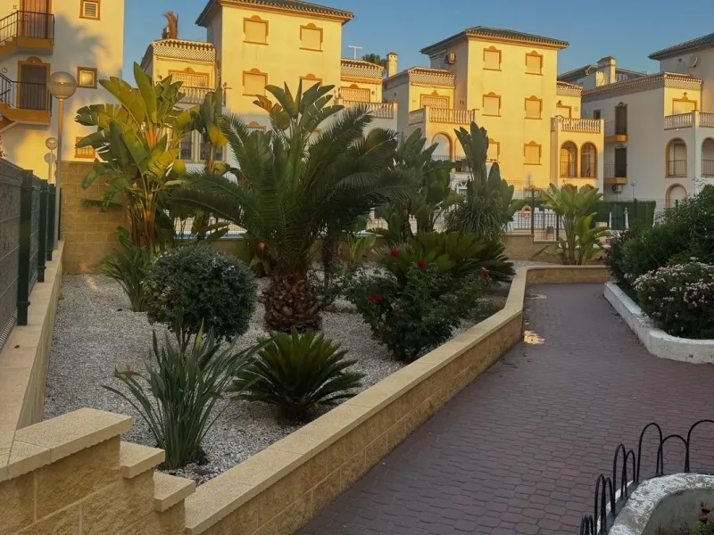 EN PLAYA DE LA MATA DUPLEX 3 HABS EN MOLINO BLANCO, PISCINA COMUNITARIA 219.000€