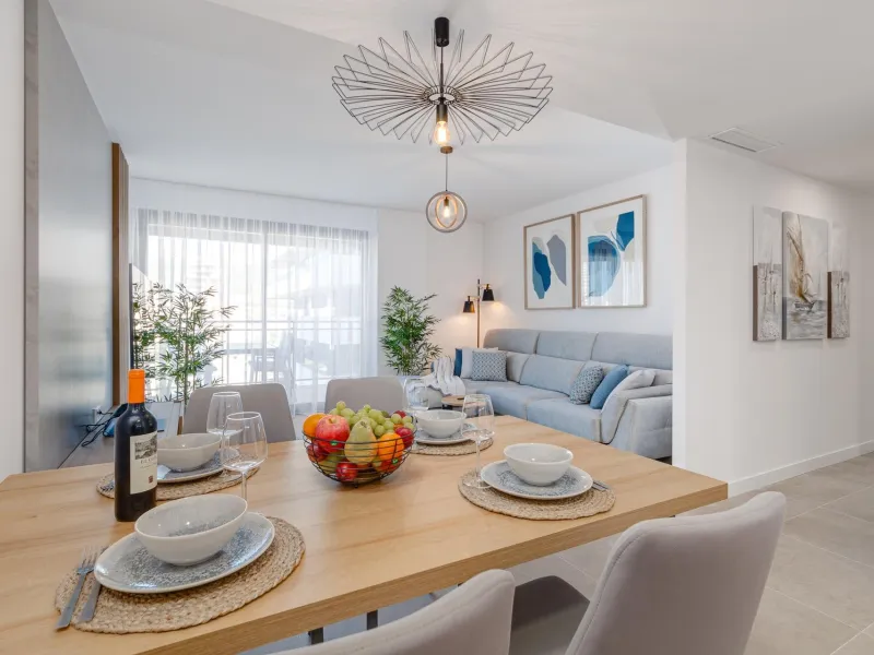 SPECTACULAR NEW LARGE APARTMENT WITH SEA AND MOUNTAIN VIEWS IN CALPE