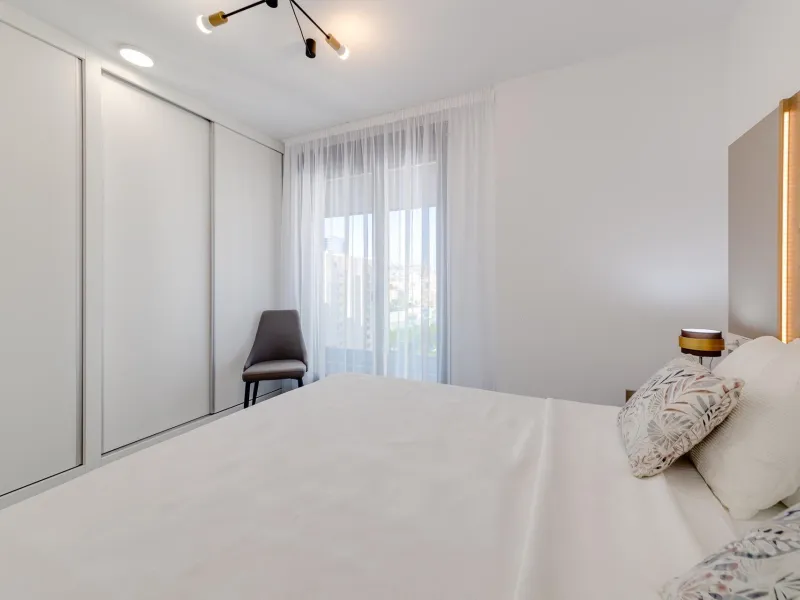 SPECTACULAR NEW LARGE APARTMENT WITH SEA AND MOUNTAIN VIEWS IN CALPE
