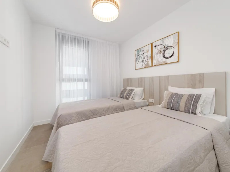 SPECTACULAR NEW LARGE APARTMENT WITH SEA AND MOUNTAIN VIEWS IN CALPE