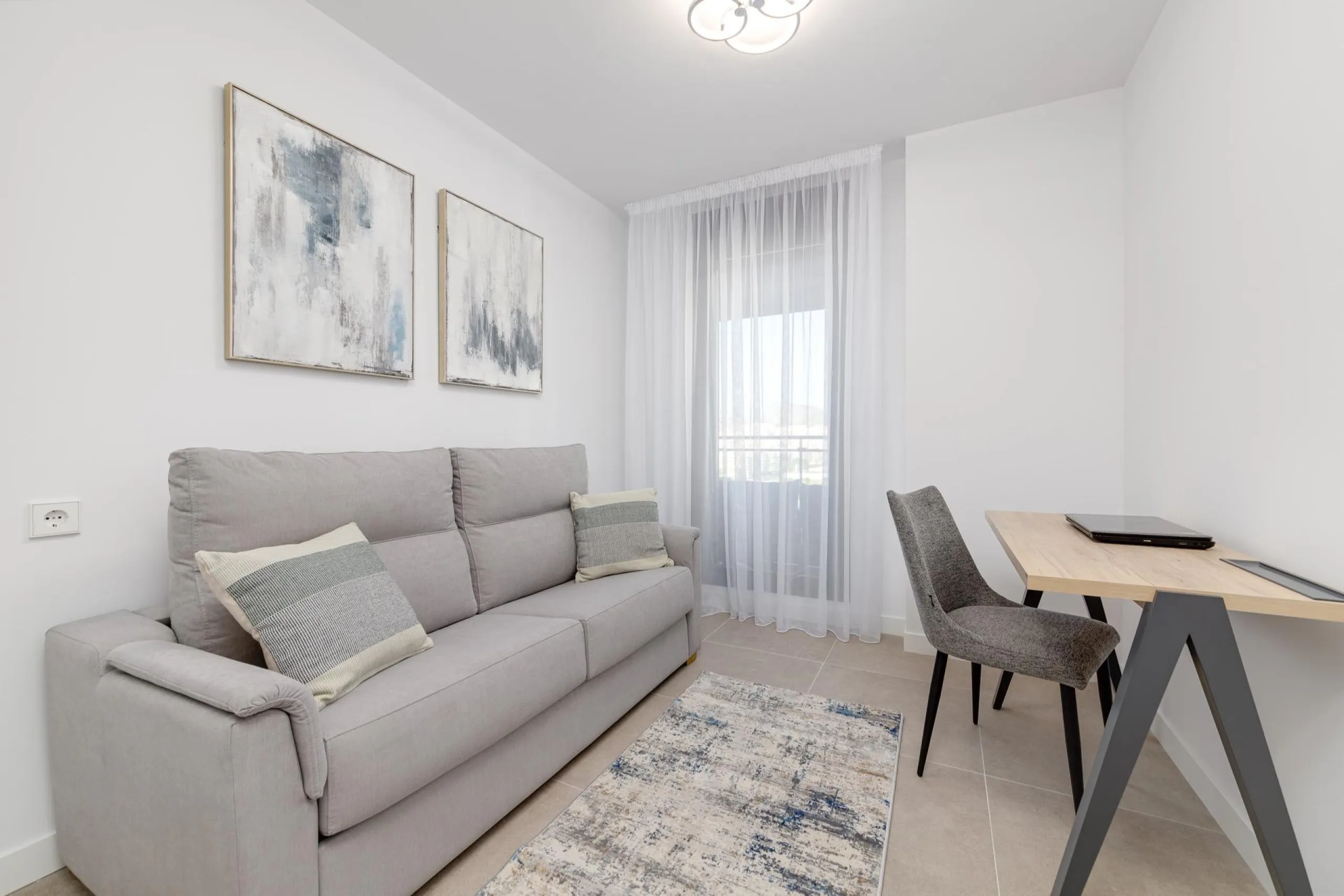 SPECTACULAR NEW LARGE APARTMENT WITH SEA AND MOUNTAIN VIEWS IN CALPE