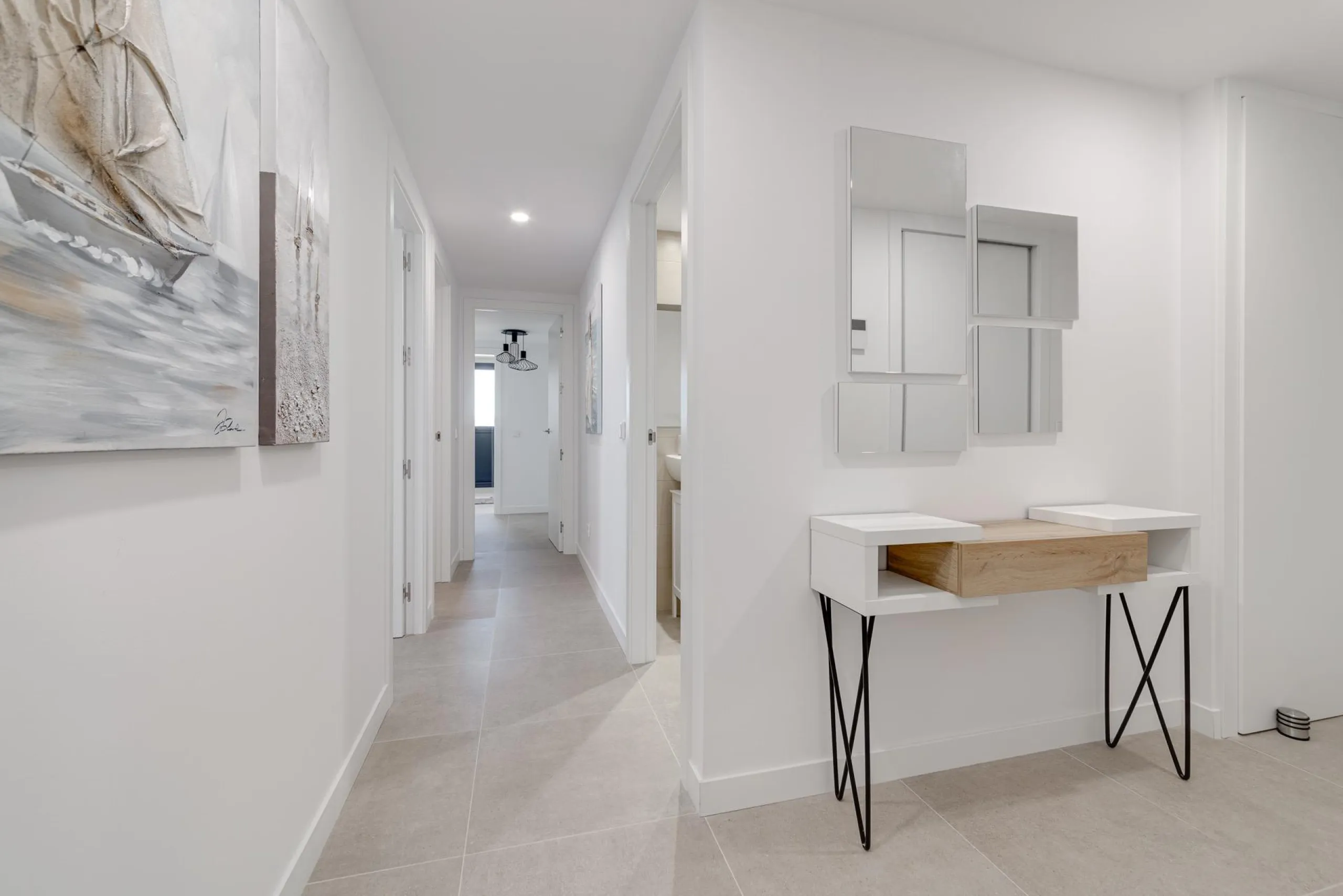 SPECTACULAR NEW LARGE APARTMENT WITH SEA AND MOUNTAIN VIEWS IN CALPE