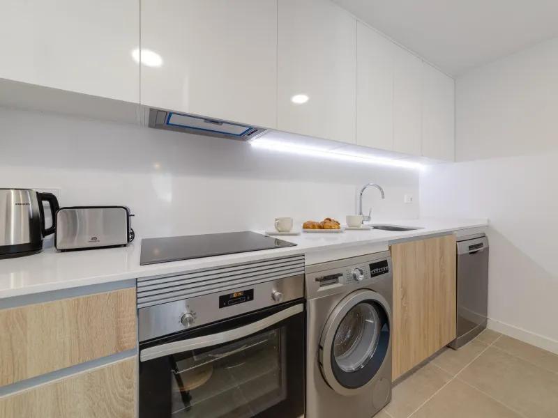 SPECTACULAR NEW LARGE APARTMENT WITH SEA AND MOUNTAIN VIEWS IN CALPE