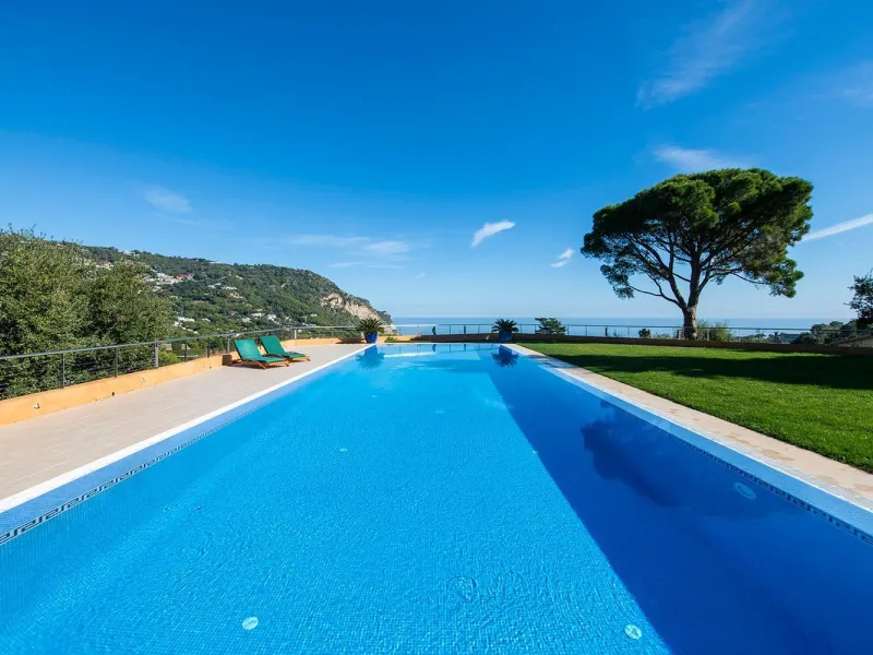 Mediterranean Villa with Pool and Sea Views – Aiguablava / Begur