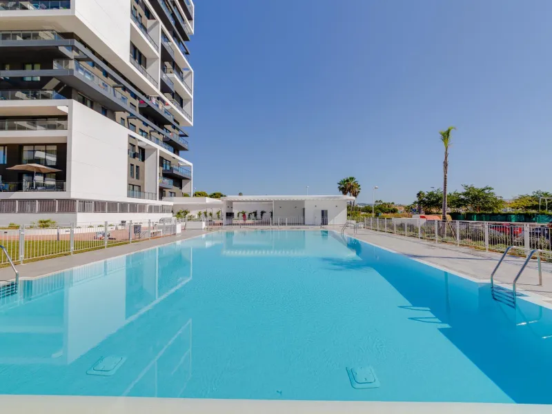SPECTACULAR NEW LARGE APARTMENT WITH SEA AND MOUNTAIN VIEWS IN CALPE