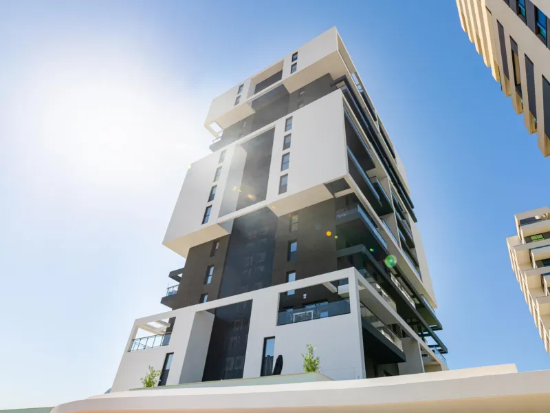 SPECTACULAR NEW LARGE APARTMENT WITH SEA AND MOUNTAIN VIEWS IN CALPE