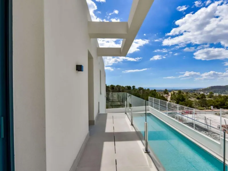 ✨ Newly built completed villa in Golf Bahía — Luxury, space and energy efficiency