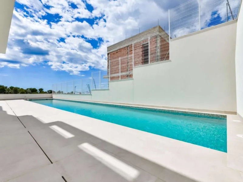 ✨ Newly built completed villa in Golf Bahía — Luxury, space and energy efficiency