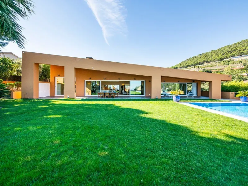 Mediterranean Villa with Pool and Sea Views – Aiguablava / Begur