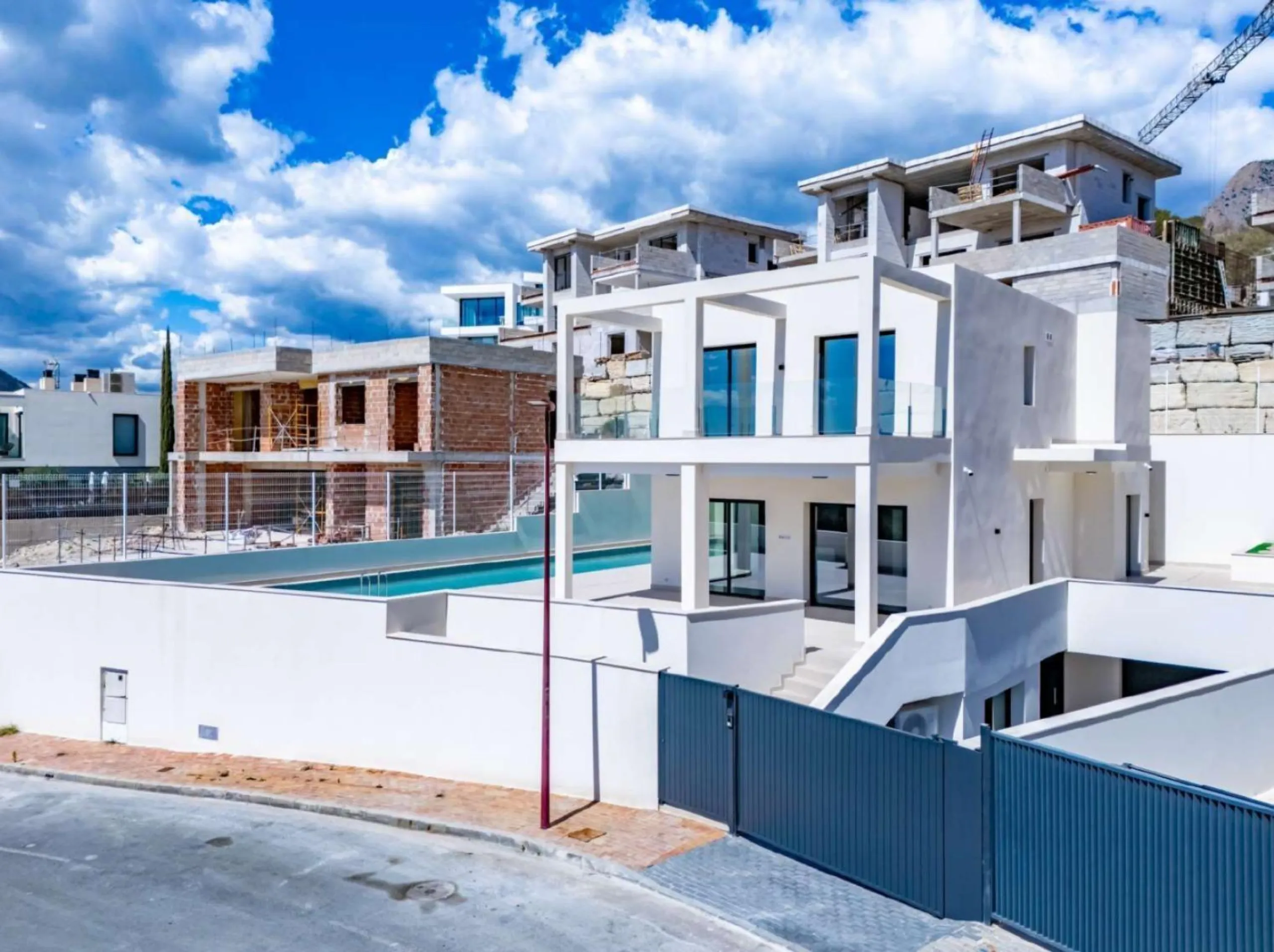 ✨ Newly built completed villa in Golf Bahía — Luxury, space and energy efficiency