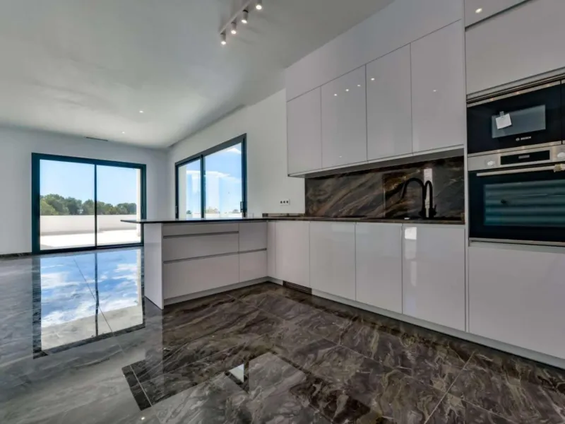 ✨ Newly built completed villa in Golf Bahía — Luxury, space and energy efficiency