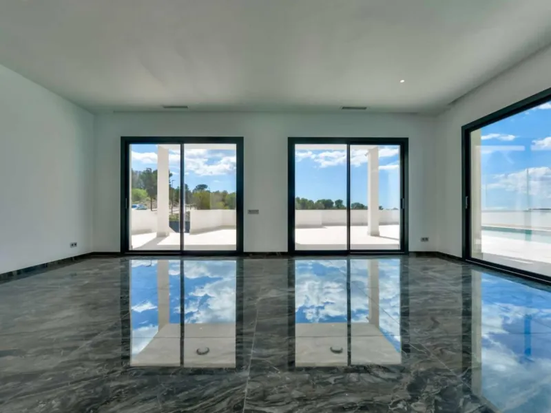 ✨ Newly built completed villa in Golf Bahía — Luxury, space and energy efficiency