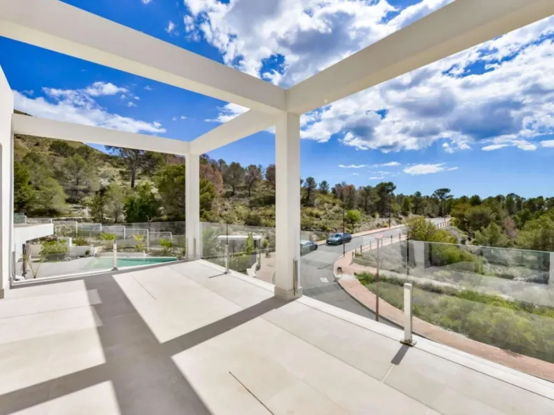 ✨ Newly built completed villa in Golf Bahía — Luxury, space and energy efficiency