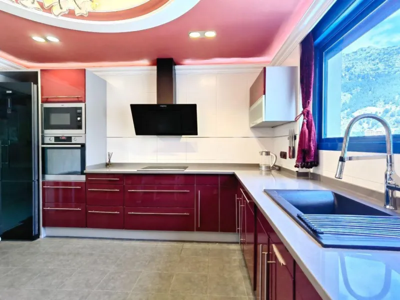🏡 Vive en Altea Hills — uno de los lugares más prestigiosos y seguros de la Costa Blanca.