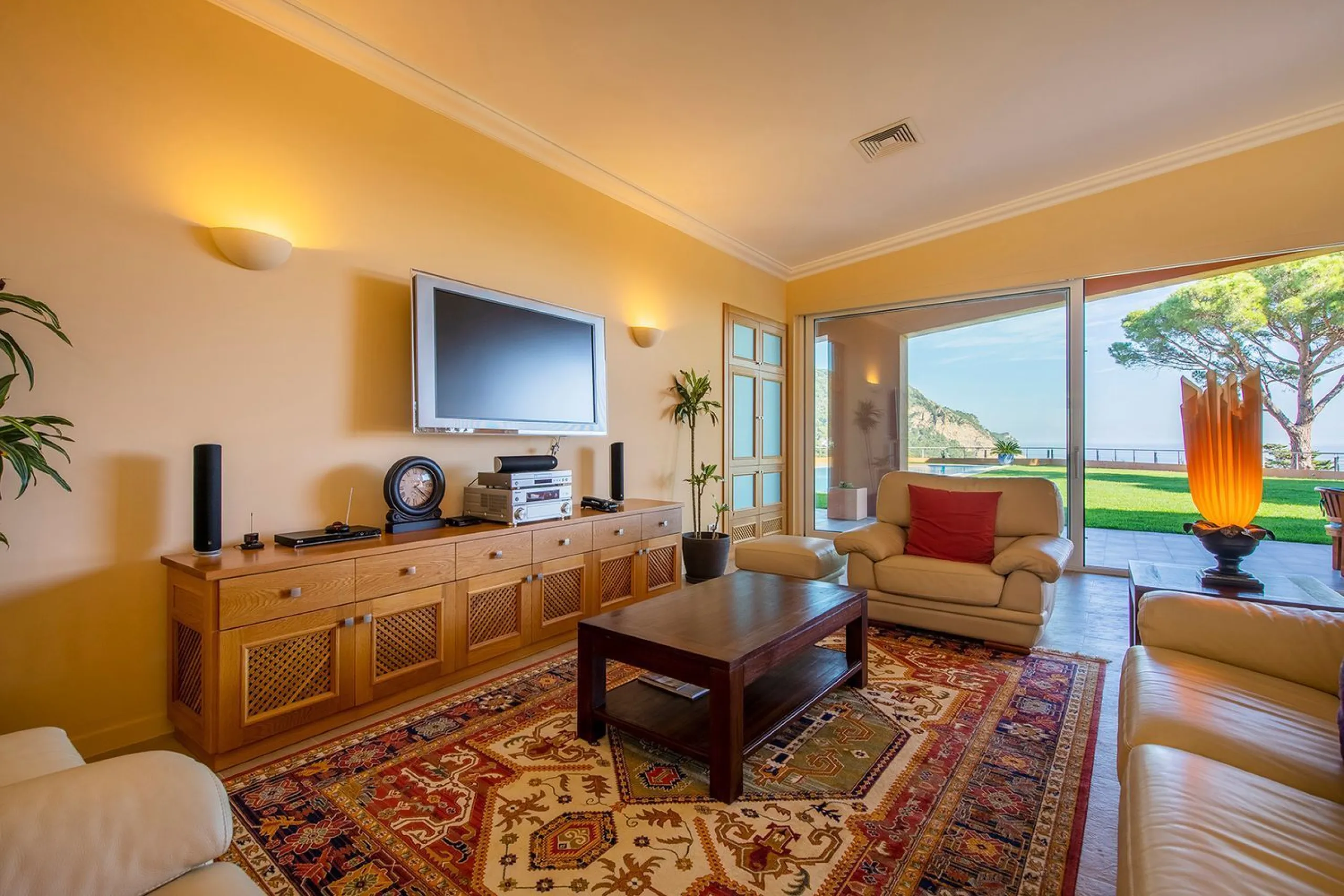 Mediterranean Villa with Pool and Sea Views – Aiguablava / Begur