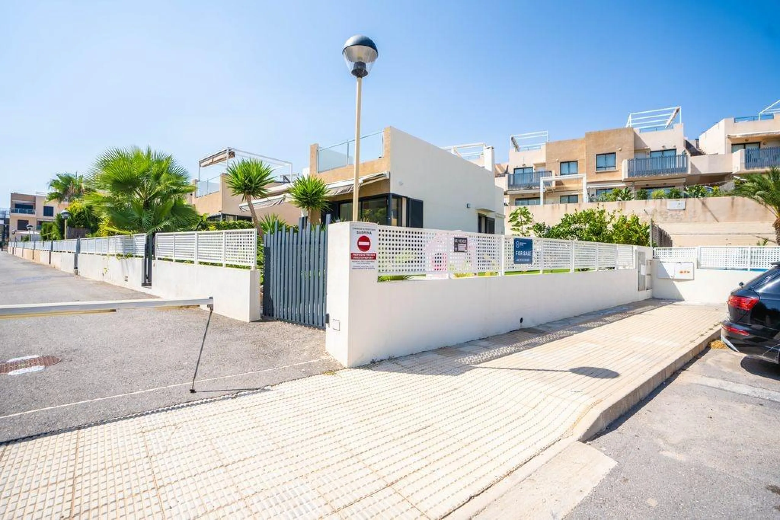 Villa Reformada en La Zenia, Orihuela Costa - Oportunidad Única