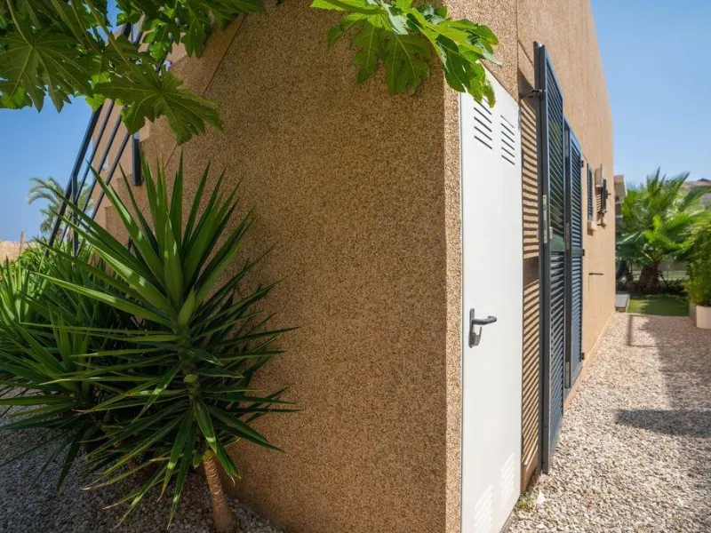 Villa Reformada en La Zenia, Orihuela Costa - Oportunidad Única
