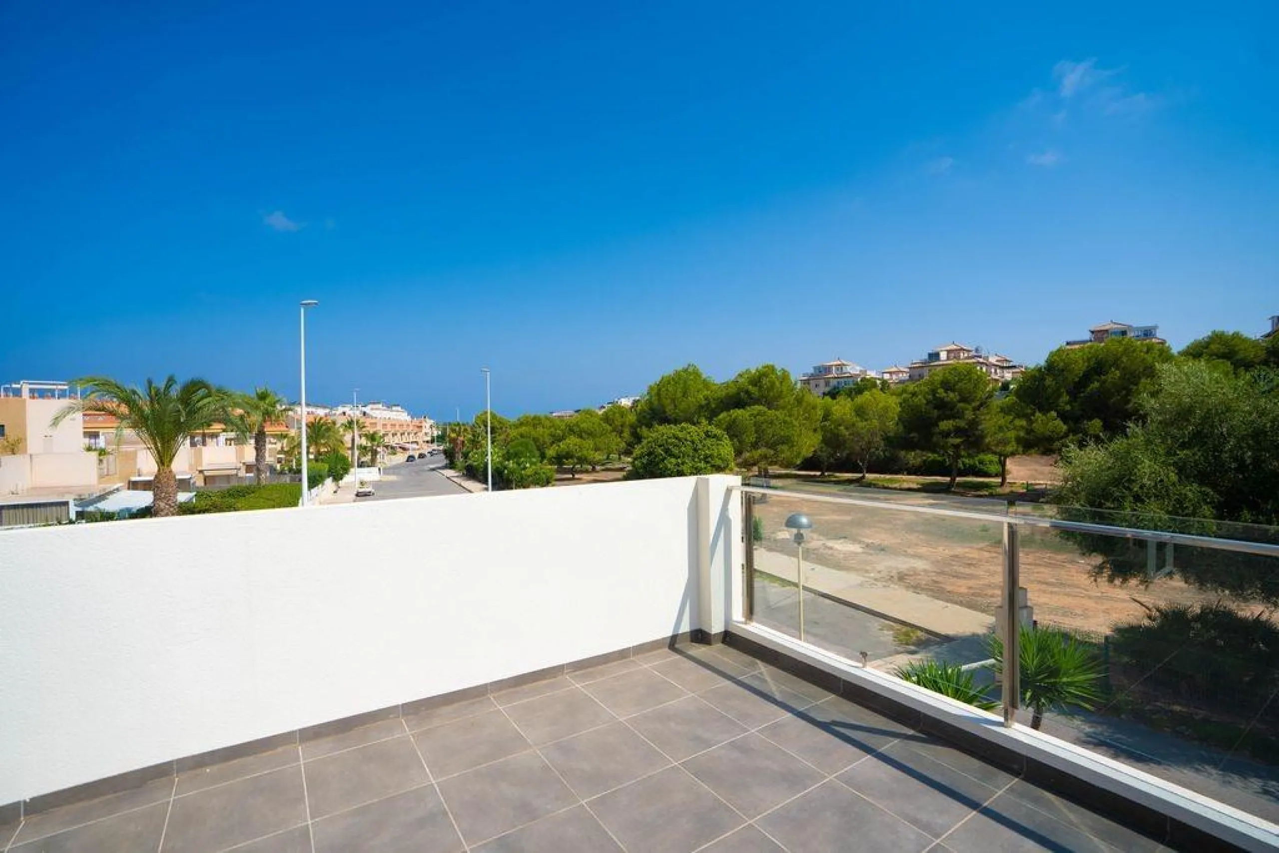 Villa Reformada en La Zenia, Orihuela Costa - Oportunidad Única