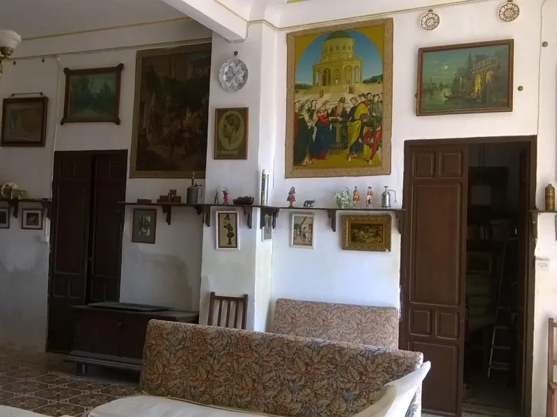 Traditional spanish rustic finca with extensive land & mountain views