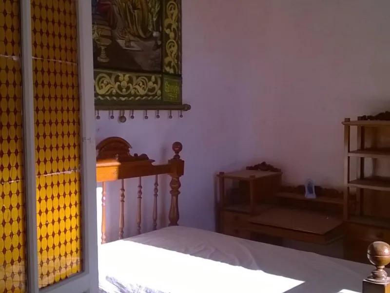 Traditional spanish rustic finca with extensive land & mountain views