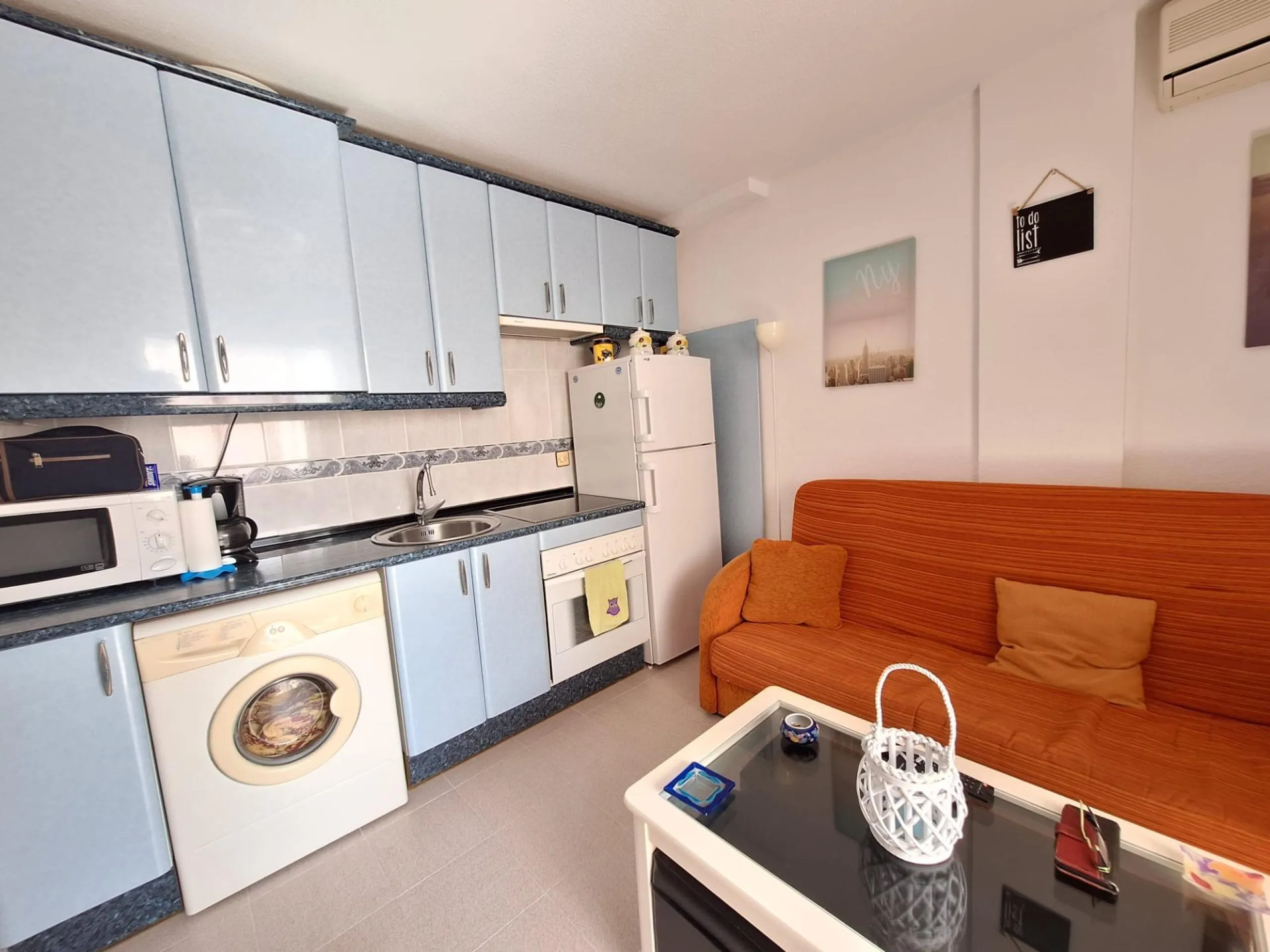 Cozy Apartment in Nueva Torrevieja - Ideal for Moving In