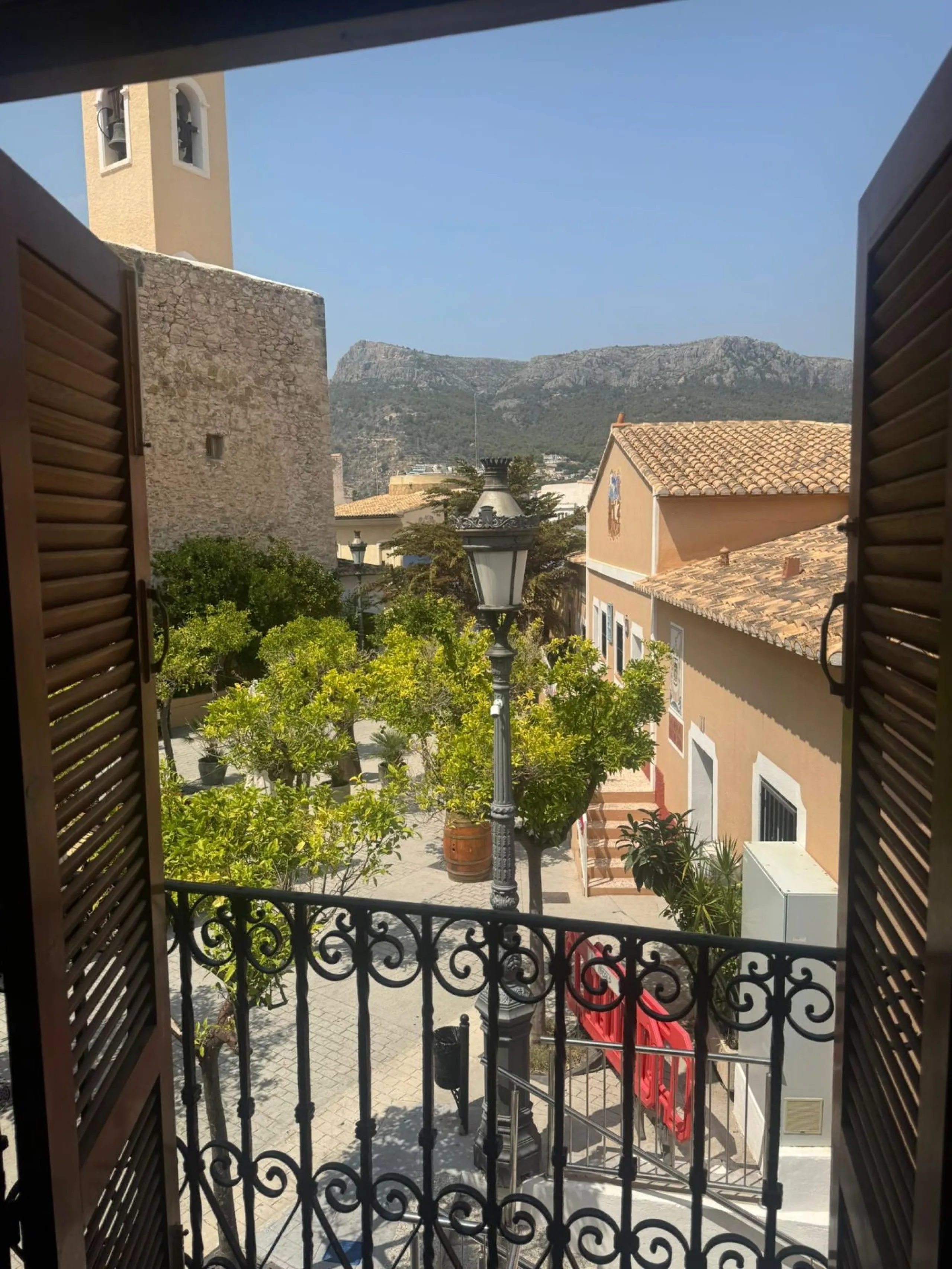 Magnificent Historic House in the Heart of Calpe — Ideal Investment and Home with Soul