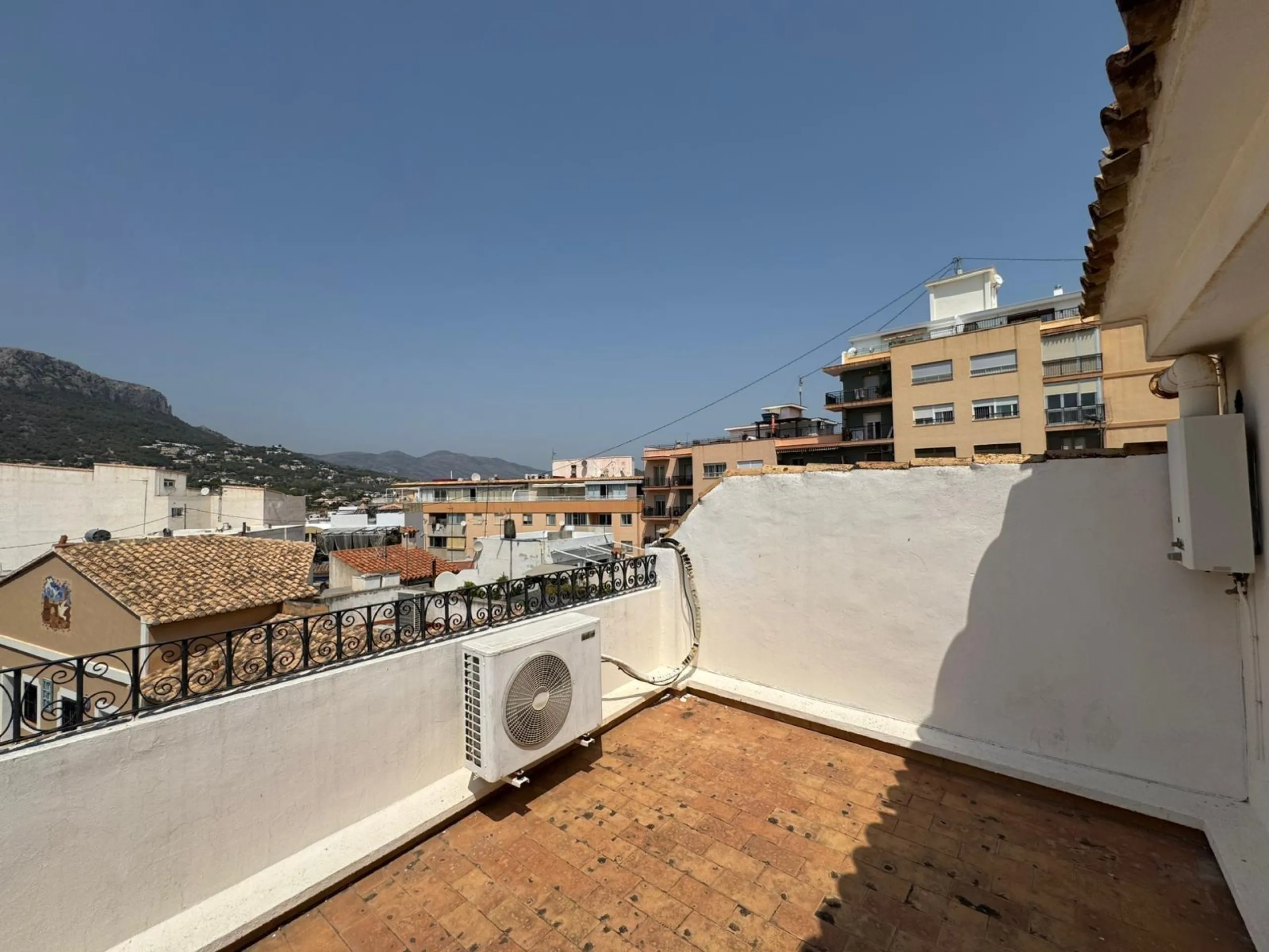 Magnificent Historic House in the Heart of Calpe — Ideal Investment and Home with Soul
