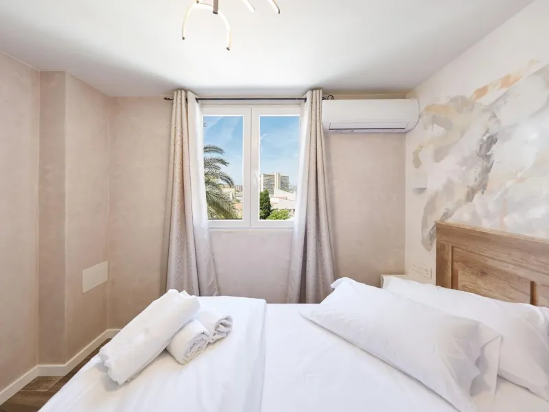 Magnífico Hotel Reformado en Cabo Huertas: IDEAL PARA INVERSORES
