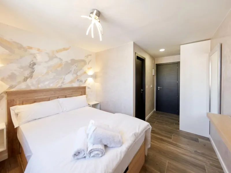 Magnífico Hotel Reformado en Cabo Huertas: IDEAL PARA INVERSORES