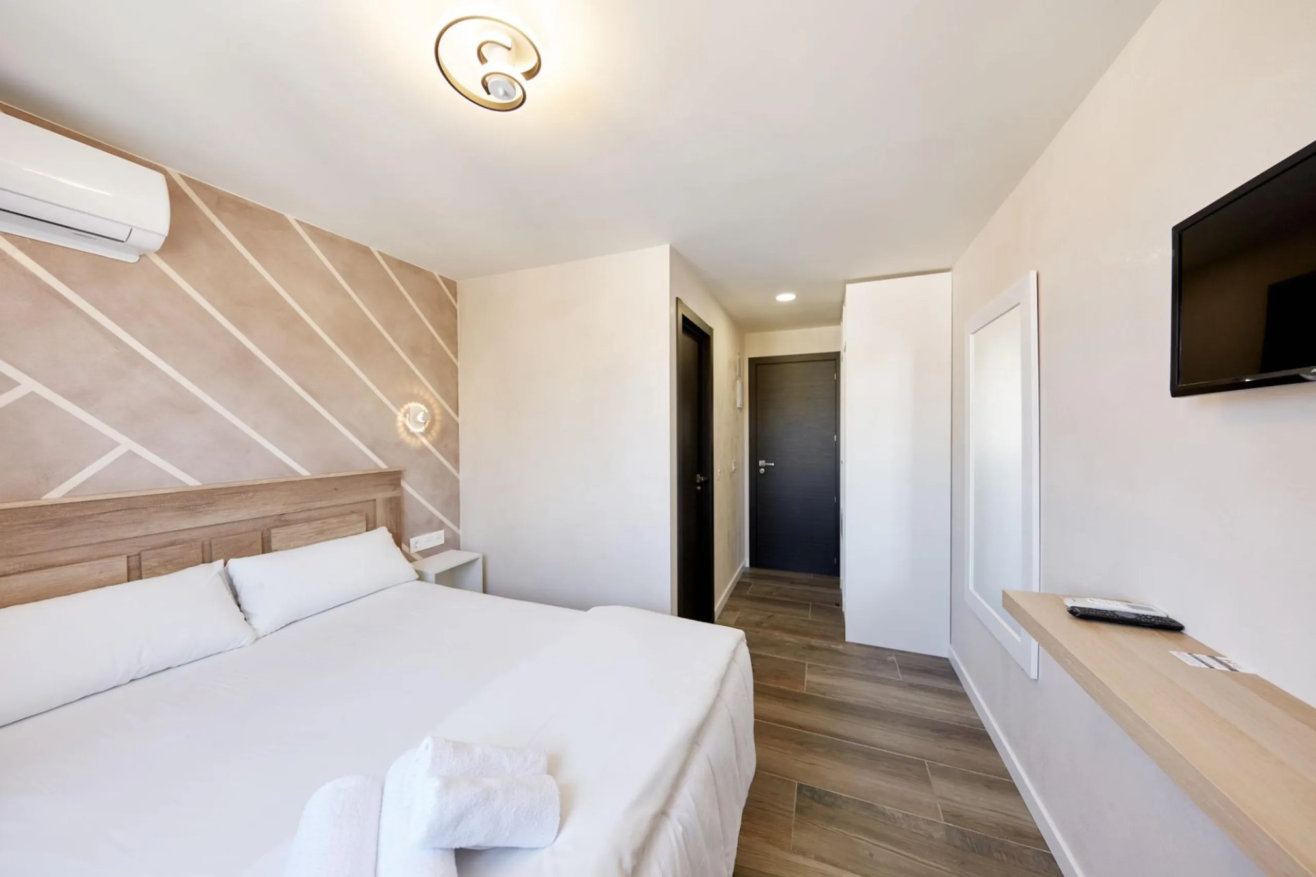Magnífico Hotel Reformado en Cabo Huertas: IDEAL PARA INVERSORES