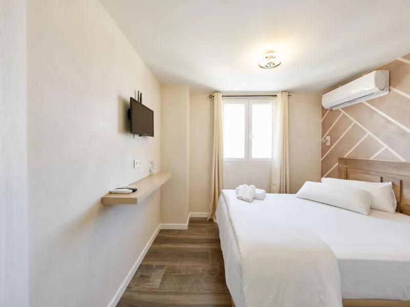Magnífico Hotel Reformado en Cabo Huertas: IDEAL PARA INVERSORES